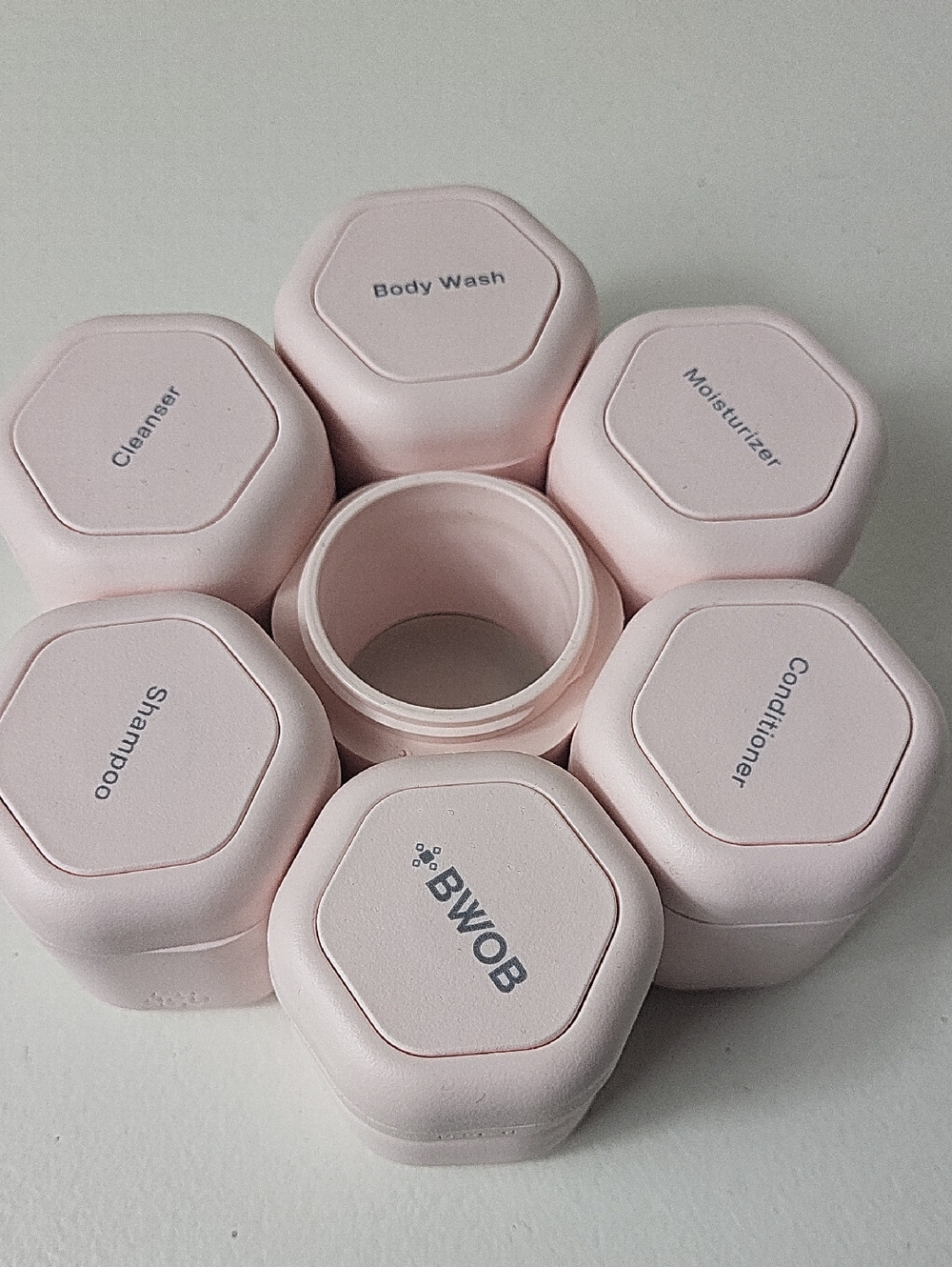 Cadence Magnetic Travel Capsules The bestseller. color - petal - Set of 8 - Picture 2 of 8